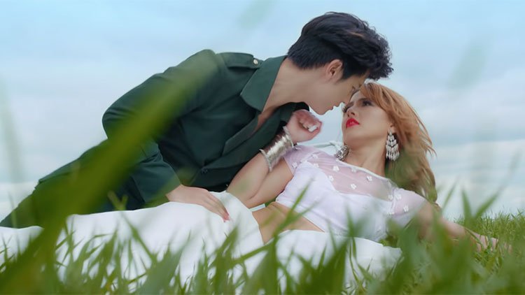 https://archive.lokpati.com/wp-content/uploads/2018/09/Intu-Mintu.jpg