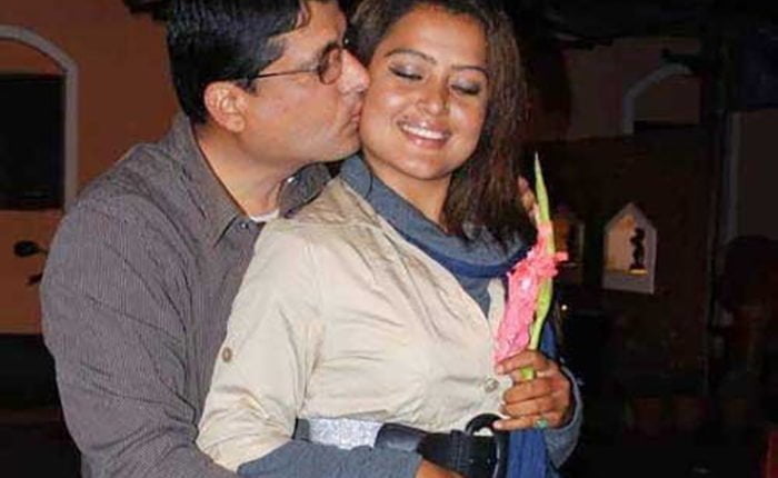 https://archive.lokpati.com/wp-content/uploads/2018/09/Rekha-thapa-with-chhabi-raj-ojha.jpg