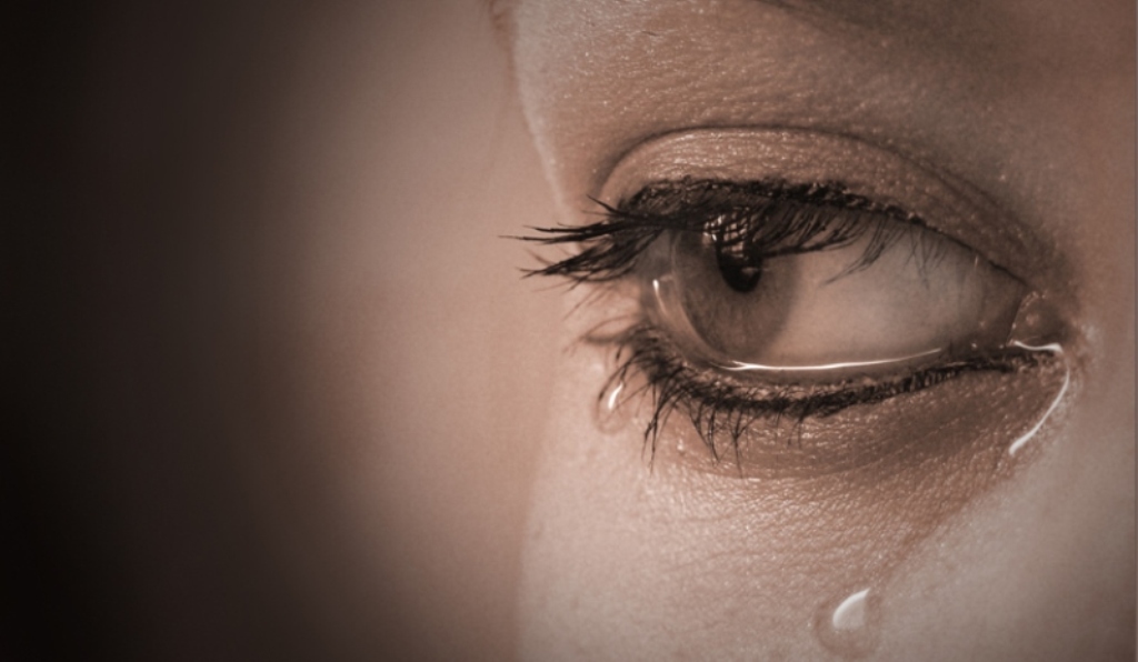 woman-crying pic