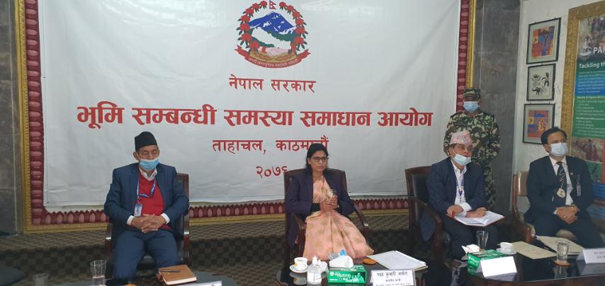Padma Aryal-Bhumi Aayog 1st eeting (2)