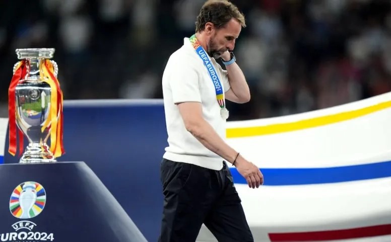 england-ka-prashichhak-pic